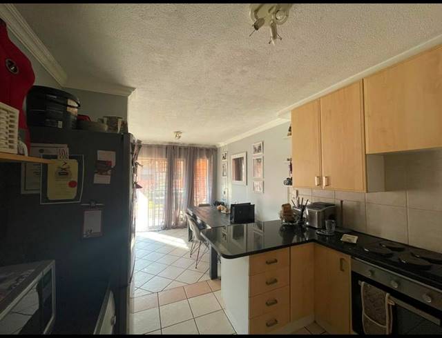 2 BEDROOM PROPERTY TO RENT IN EQUESTRIA